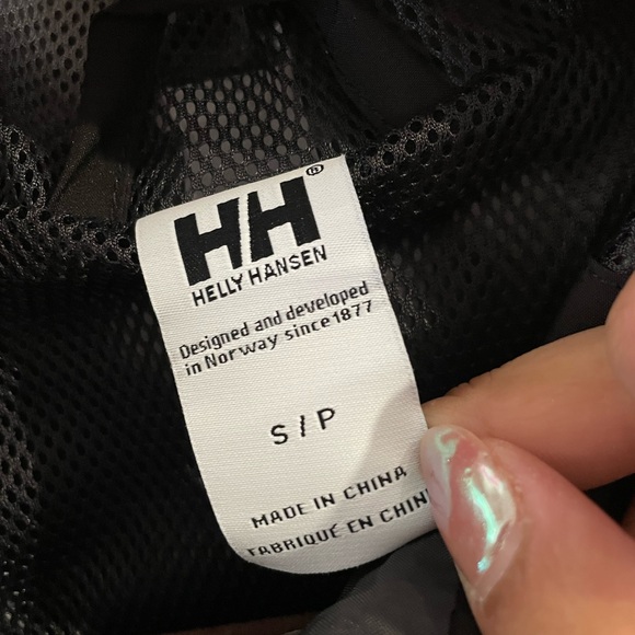 Helly Hansen // Women’s 77 Helly Tech Waterproof Breathable Rain Jacket - Picture 2 of 6